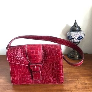 LIZ CLAIBORNE POWER RED HANDBAG